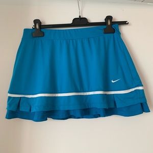 Nike dri fit tennis and golf skirt with ruffle hem